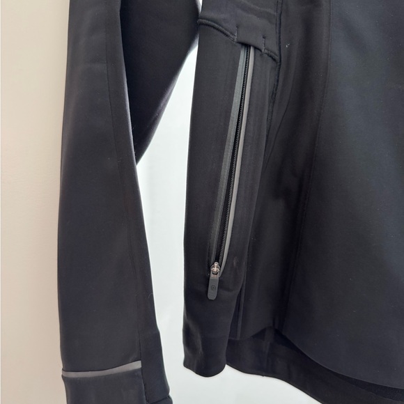 Black Lululemon Shell Jacket - Picture 3 of 10
